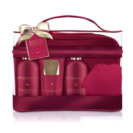 Set Cadou Baylis & Harding Midnight Fig & Pomegranate Luxury Bag Set – Gel de Dus pentru Par si Corp 300ml, Gel de Dus 300ml, Lotiune de Corp 200ml, Burete de Baie cu comanda online